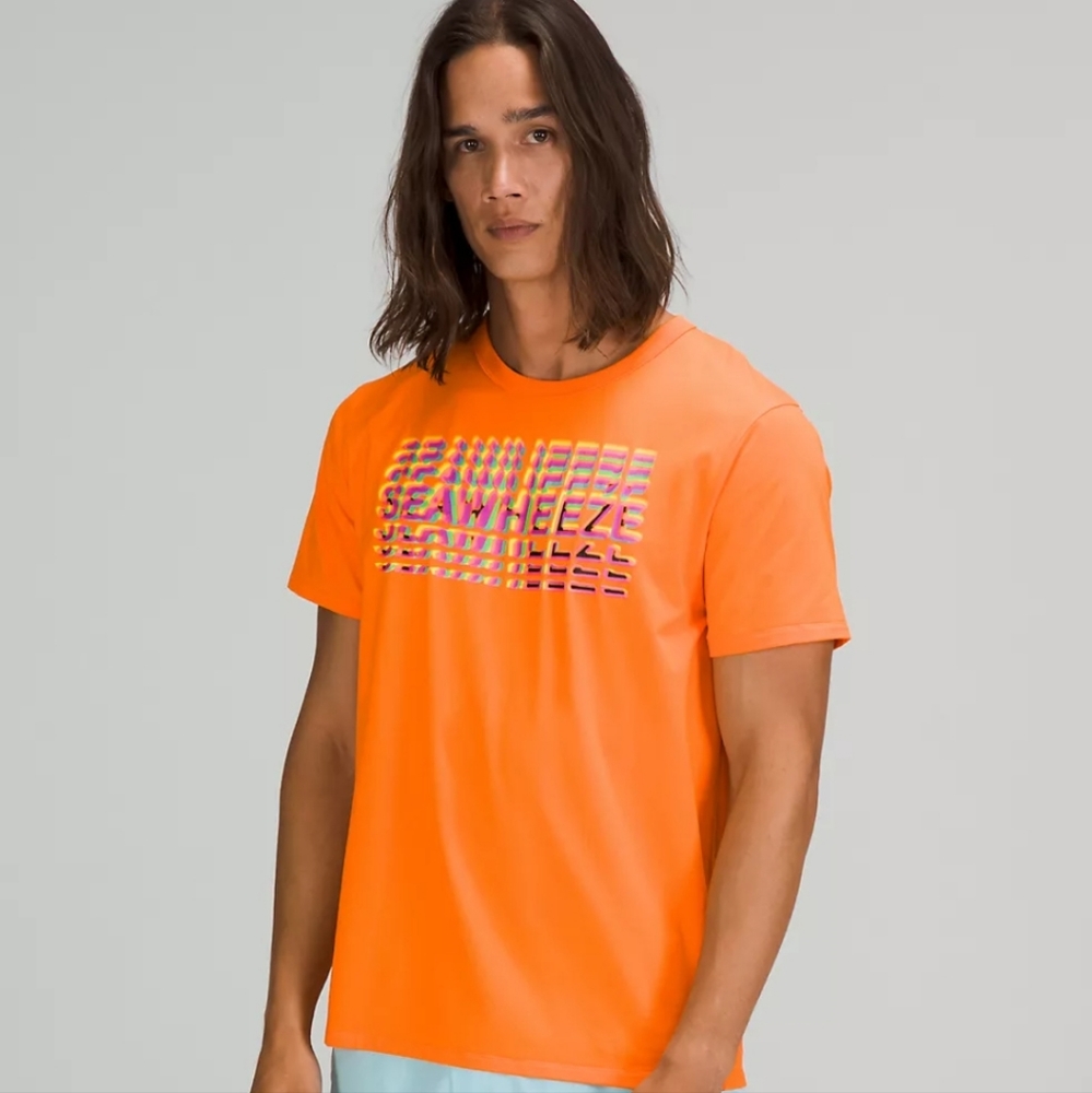 Seawheeze The Fundamental T-Shirt, Size M